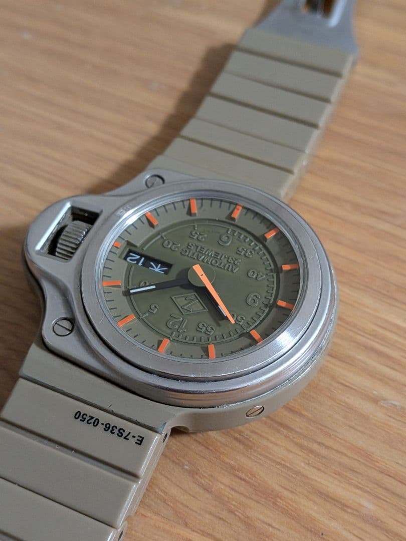 SEIKO CABANE de ZUCCA ダッシュボード　7S36-0250