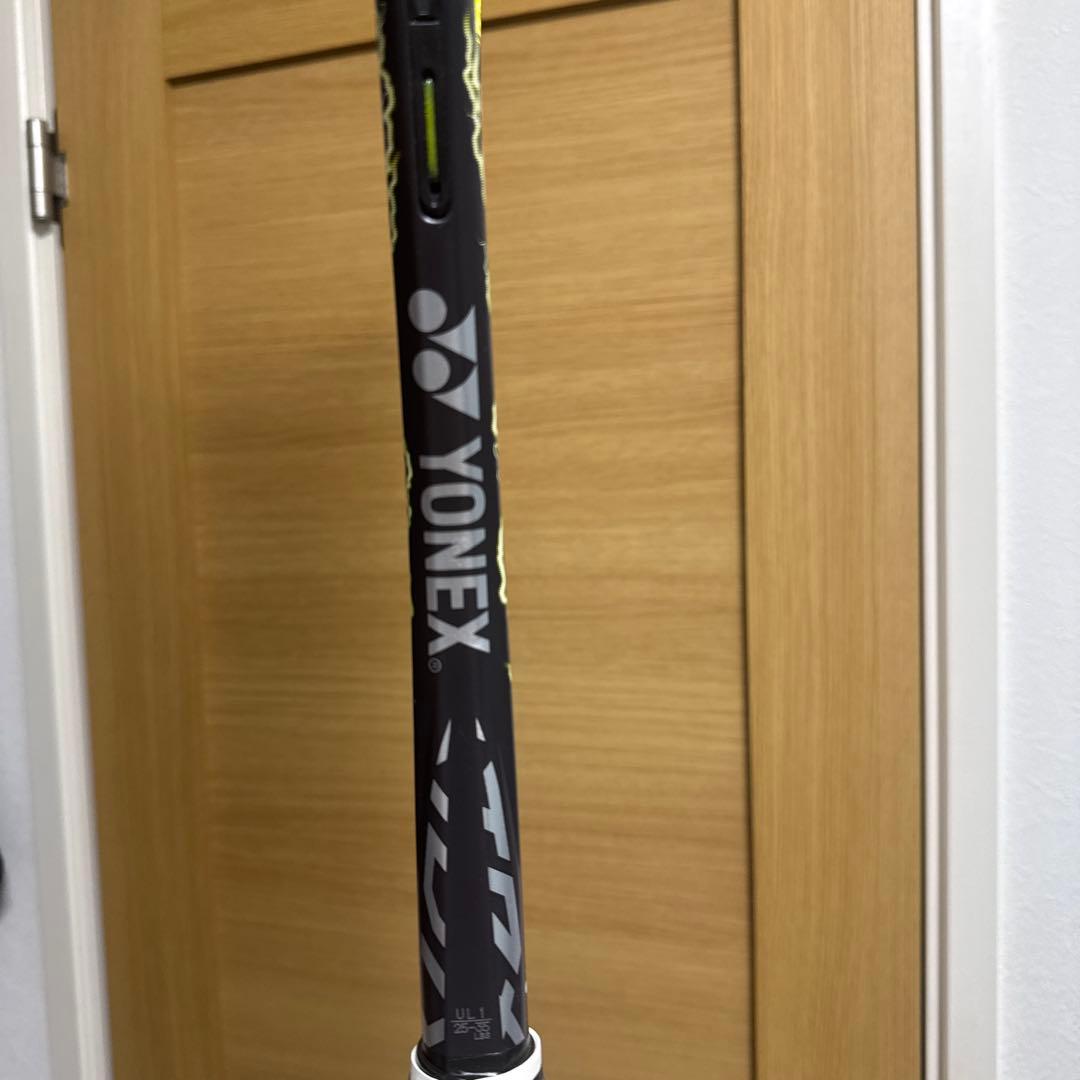 (値下げ交渉可能)YONEX VOLTRAGE 7S