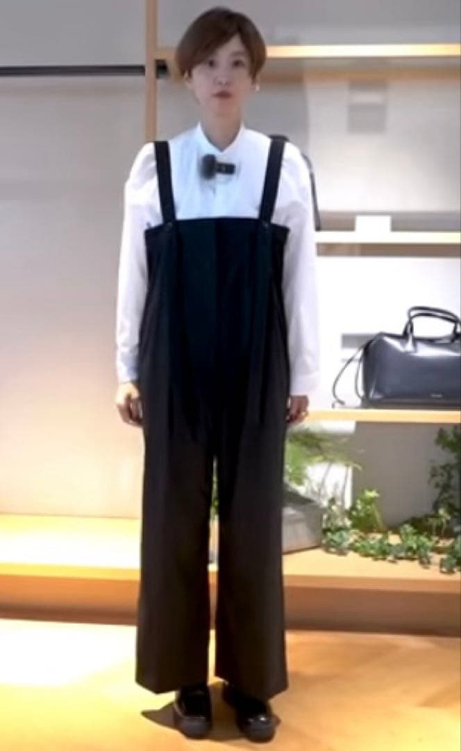 エリオポール　パンツジャンプスーツ