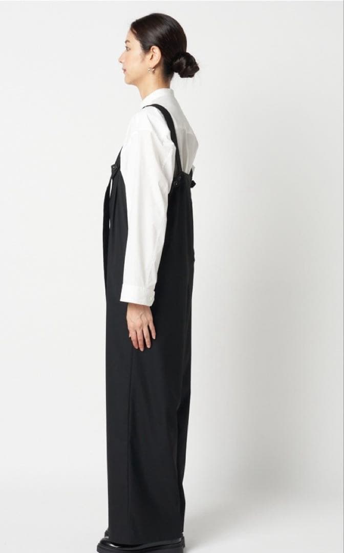 エリオポール　パンツジャンプスーツ