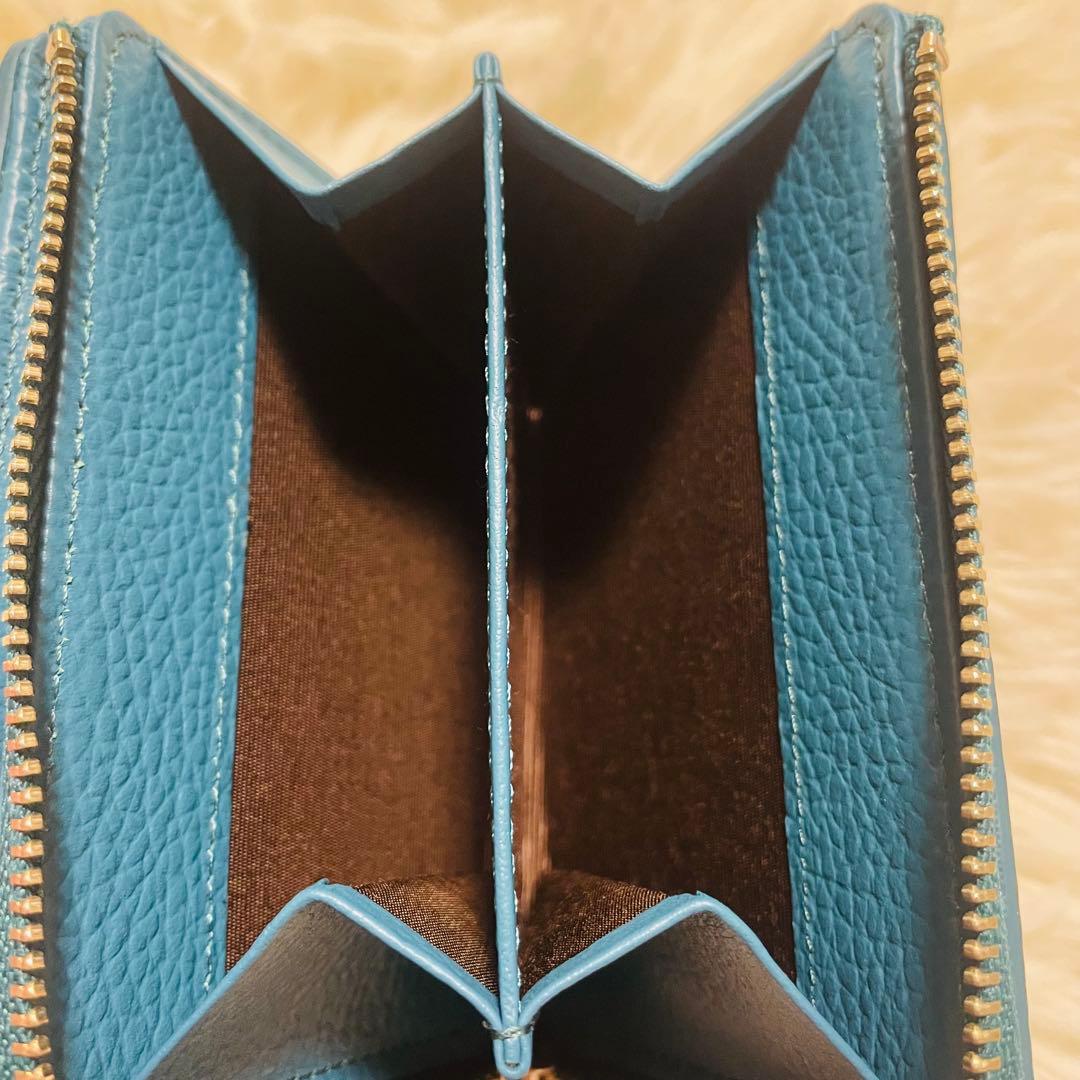 茉*花様 【美品】russet 二つ折り財布 モノグラムプレート