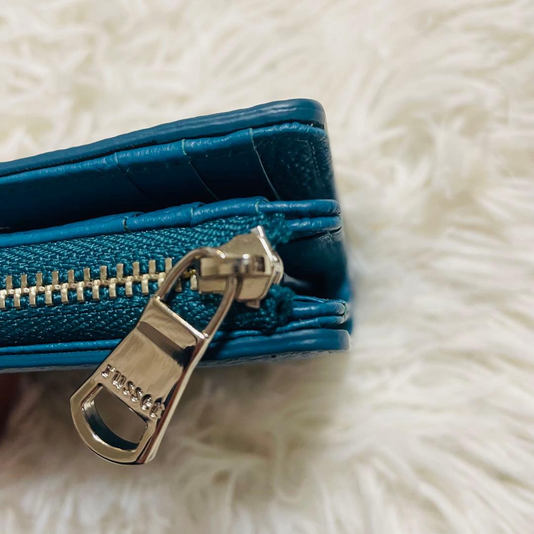 茉*花様 【美品】russet 二つ折り財布 モノグラムプレート