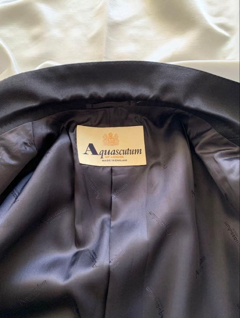 美品 Aquascutum アクアスキュータム 紺ブレ ブレザー イギリス製