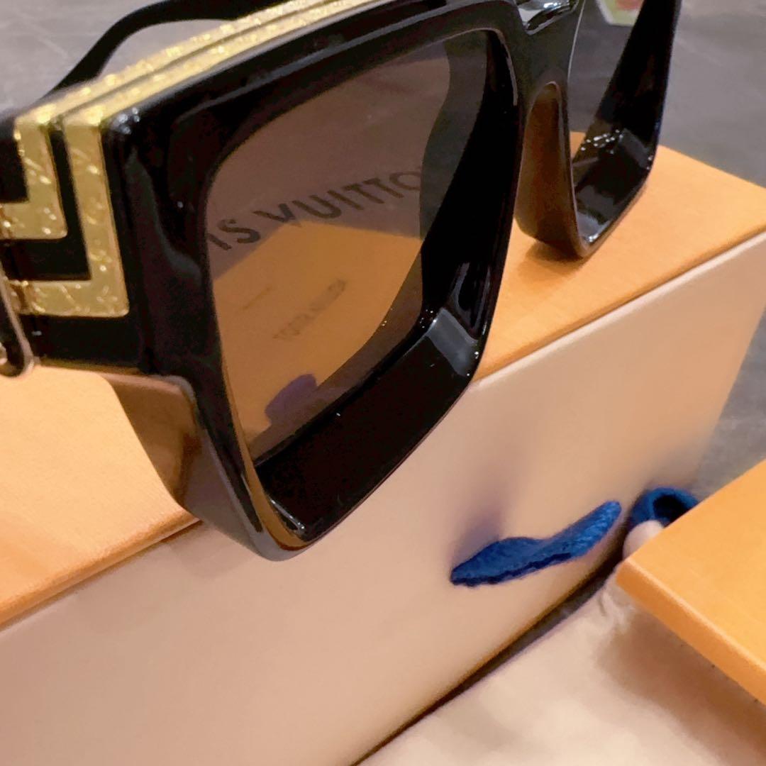 C*a様 未使用 LOUIS VUITTON スクエアサングラス ブラック ルイ