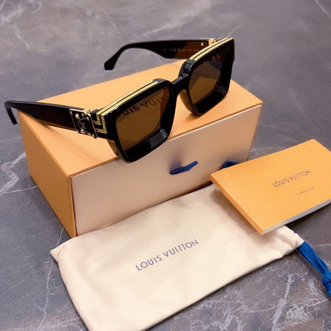 C*a様 未使用 LOUIS VUITTON スクエアサングラス ブラック ルイ