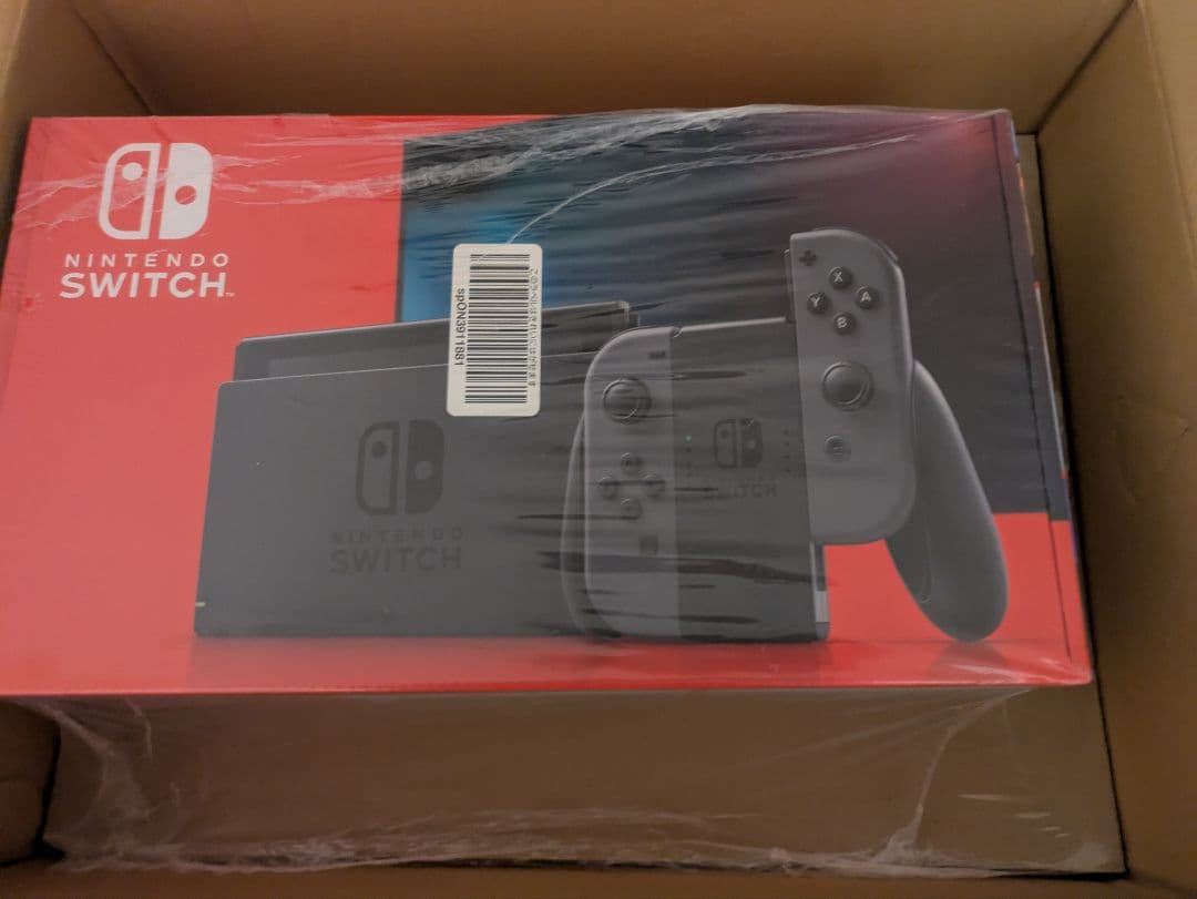 値下中★新品★Nintendo Switch 本体(グレー) キャリングケース付