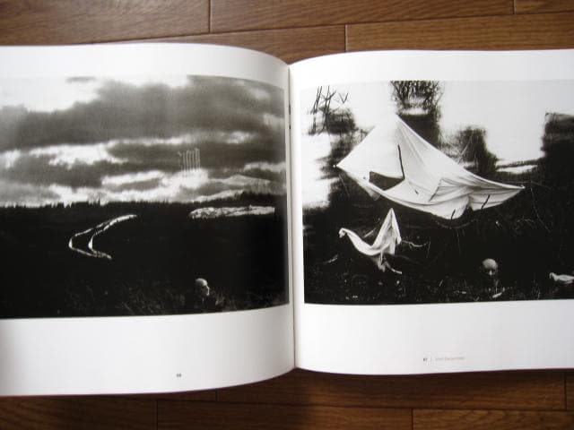 Under the skin of reality　マリオ・ジャコメッリ