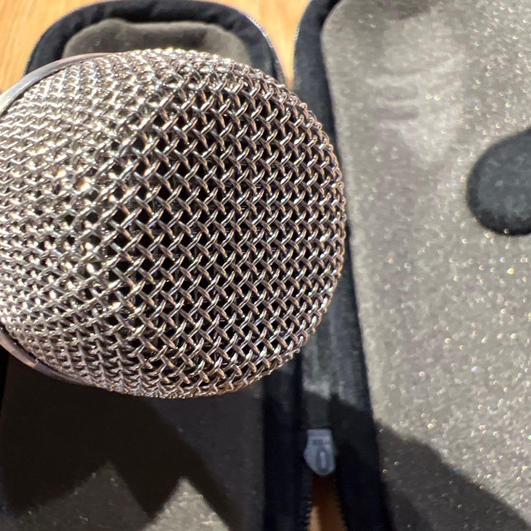 フ*ス様 KSM8 SHURE ダイナミックマイク シルバー ケース付き