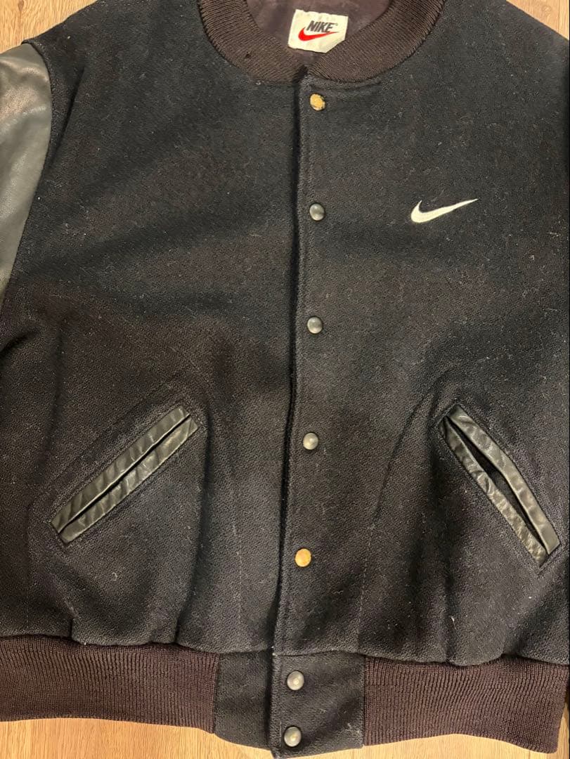 k*m様 希少 NIKE 90s 袖レザー スタジャン NIKE TOWN ブラ