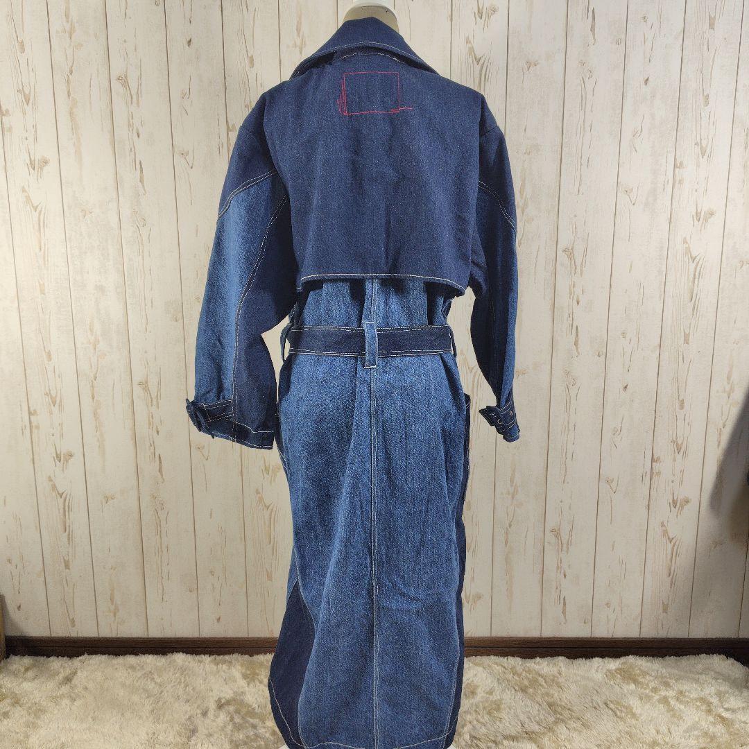 ジャケット・アウター Levi'sRed TWISTED TRENCH COAT CRYSTALINE