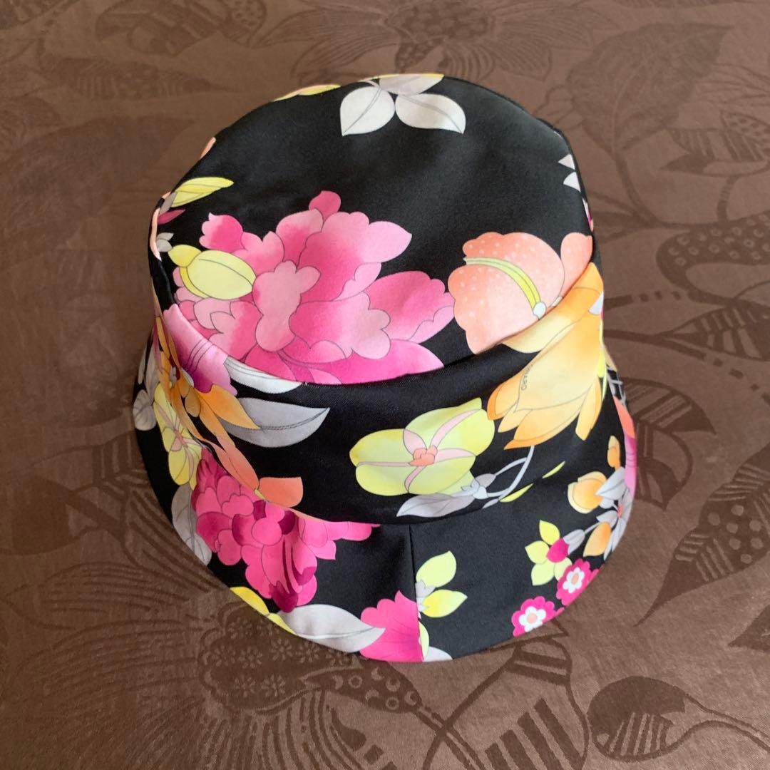 レオナール　花柄バケットハット