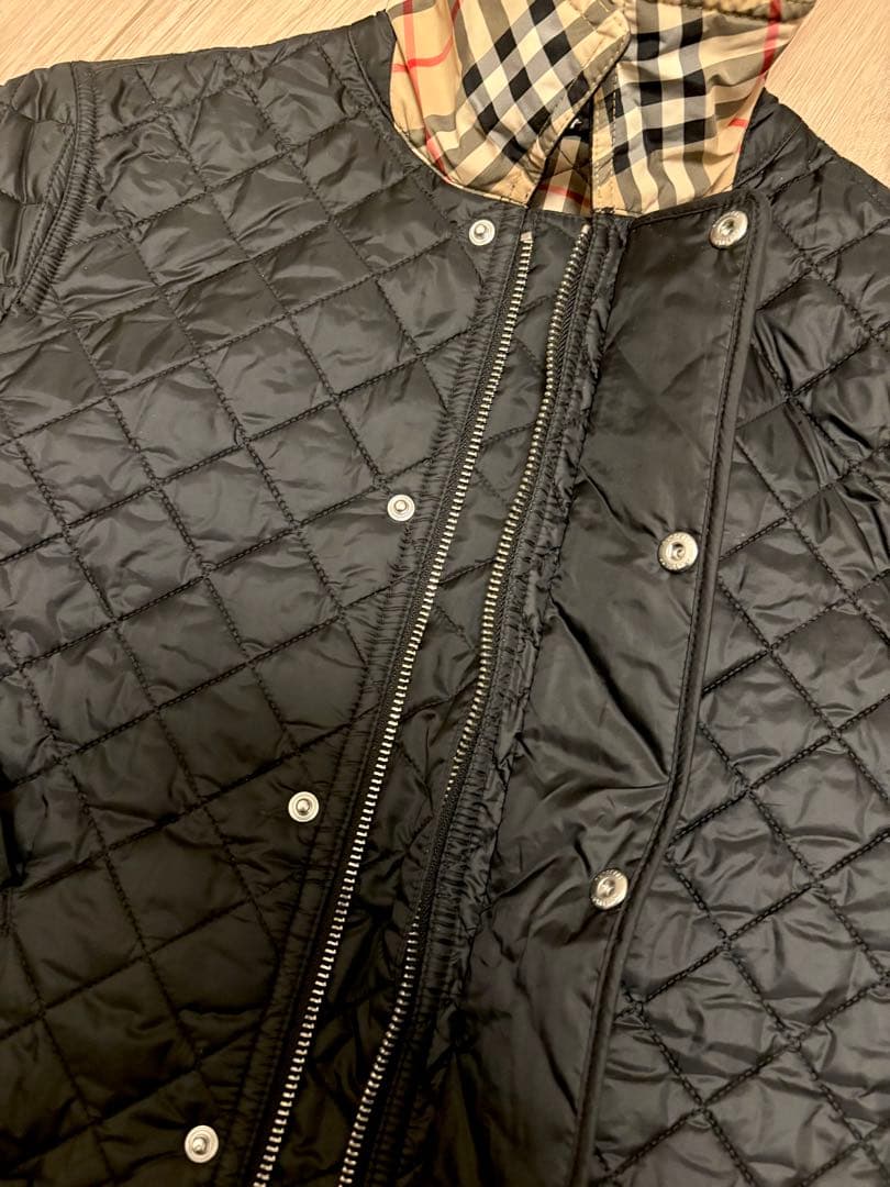 BURBERRY ブラック キルティングジャケット　162cm ほぼ新品