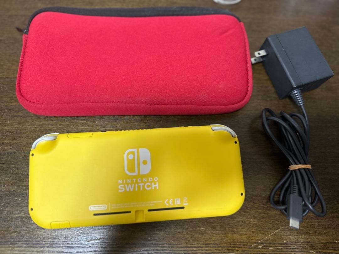2台セットNintendo Switch Lite ピンク黄 充電器ケース付き