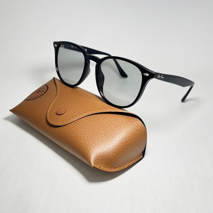 安心！迅速【新品正規品】サングラス レイバン RB4259F-60187