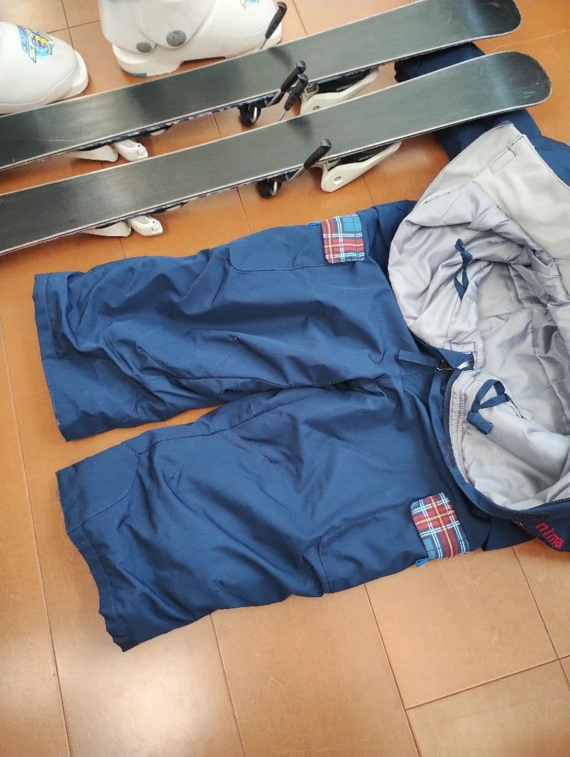 スキー,ブーツ,ウェア(調整付),グローブ 子供用のセット