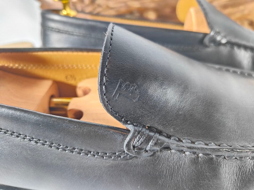 user_a81419c4　　　　　　　　　　　　　　　【美品】TOD'S