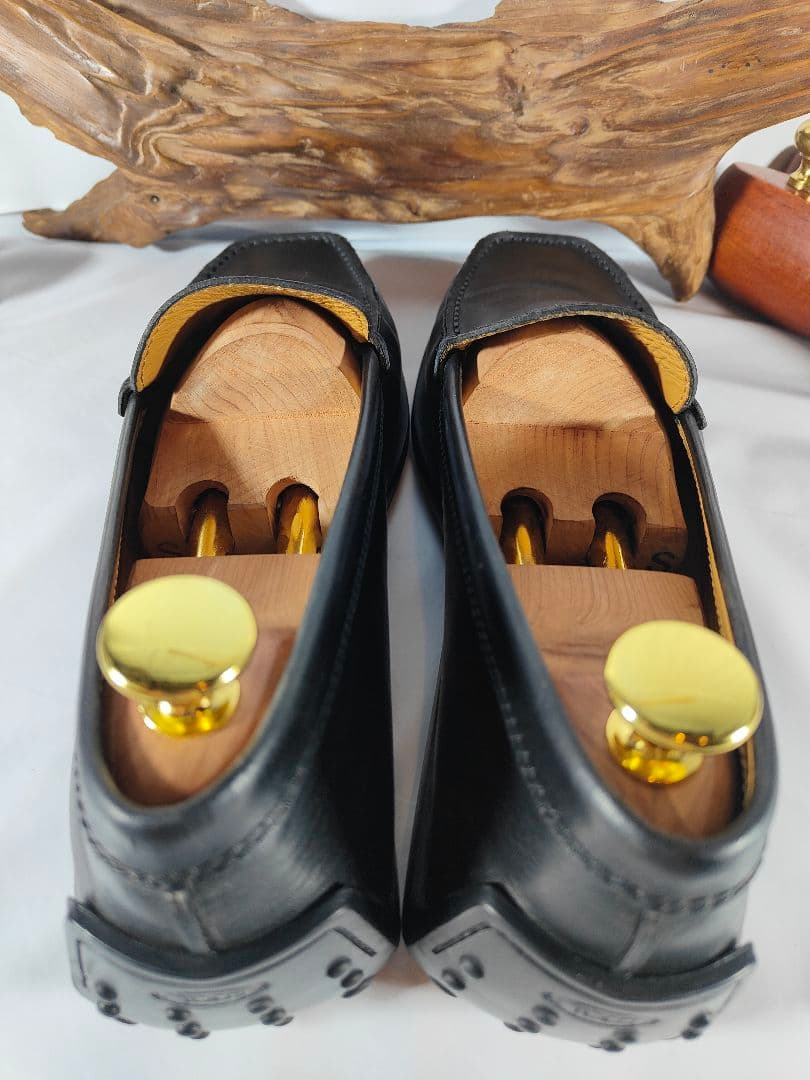 user_a81419c4　　　　　　　　　　　　　　　【美品】TOD'S