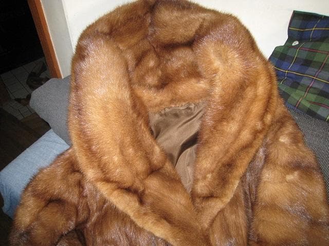 大きな襟裏表ミンク　フード付きミンクコート　ヴィンテージ　1950年代　英国