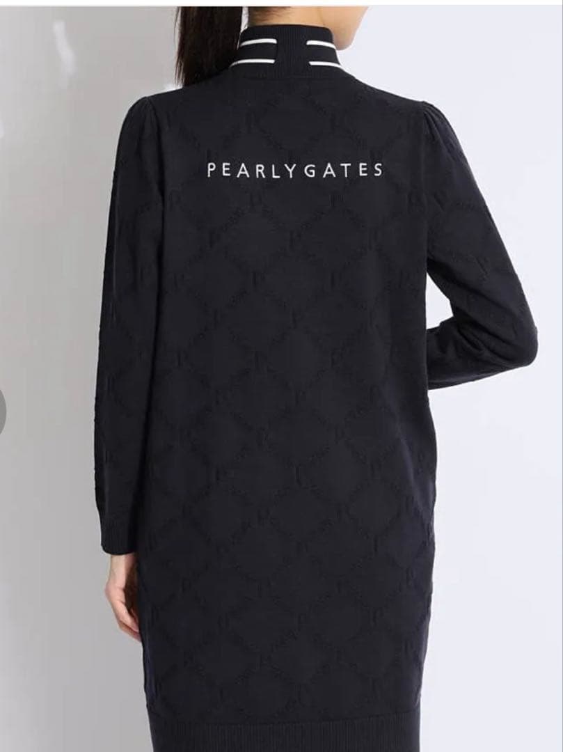 パーリーゲイツ　ダイヤロゴ柄ハイネックワンピース