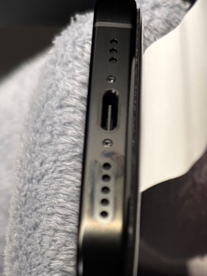 iPhone16 Pro 128GB Black Titanium + おまけ