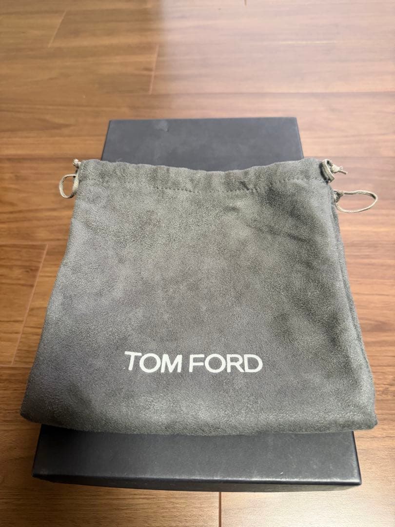 トムフォード ストレートチップ6TT ブラック