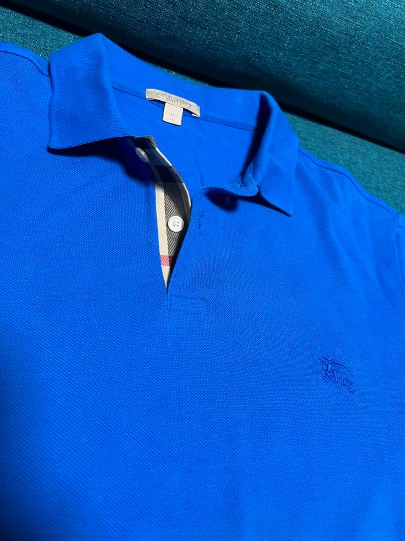 バーバリー チェック裏地 ポロシャツ 青