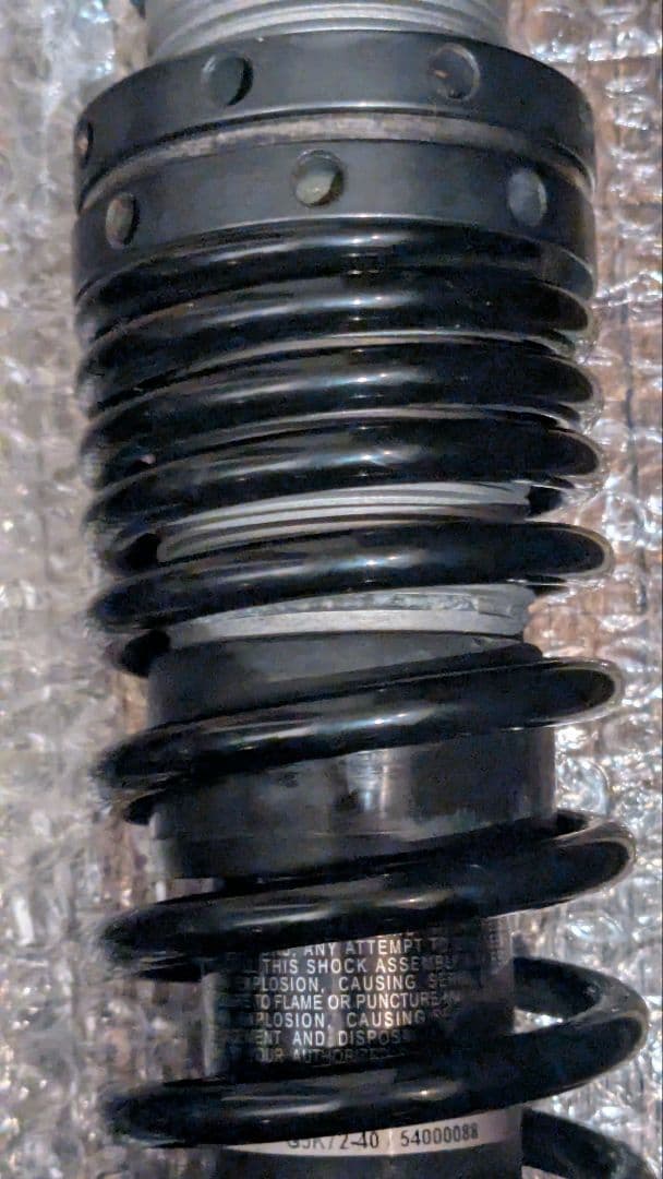 シ*ウ様 ハーレー スポーツスター純正サスペンション