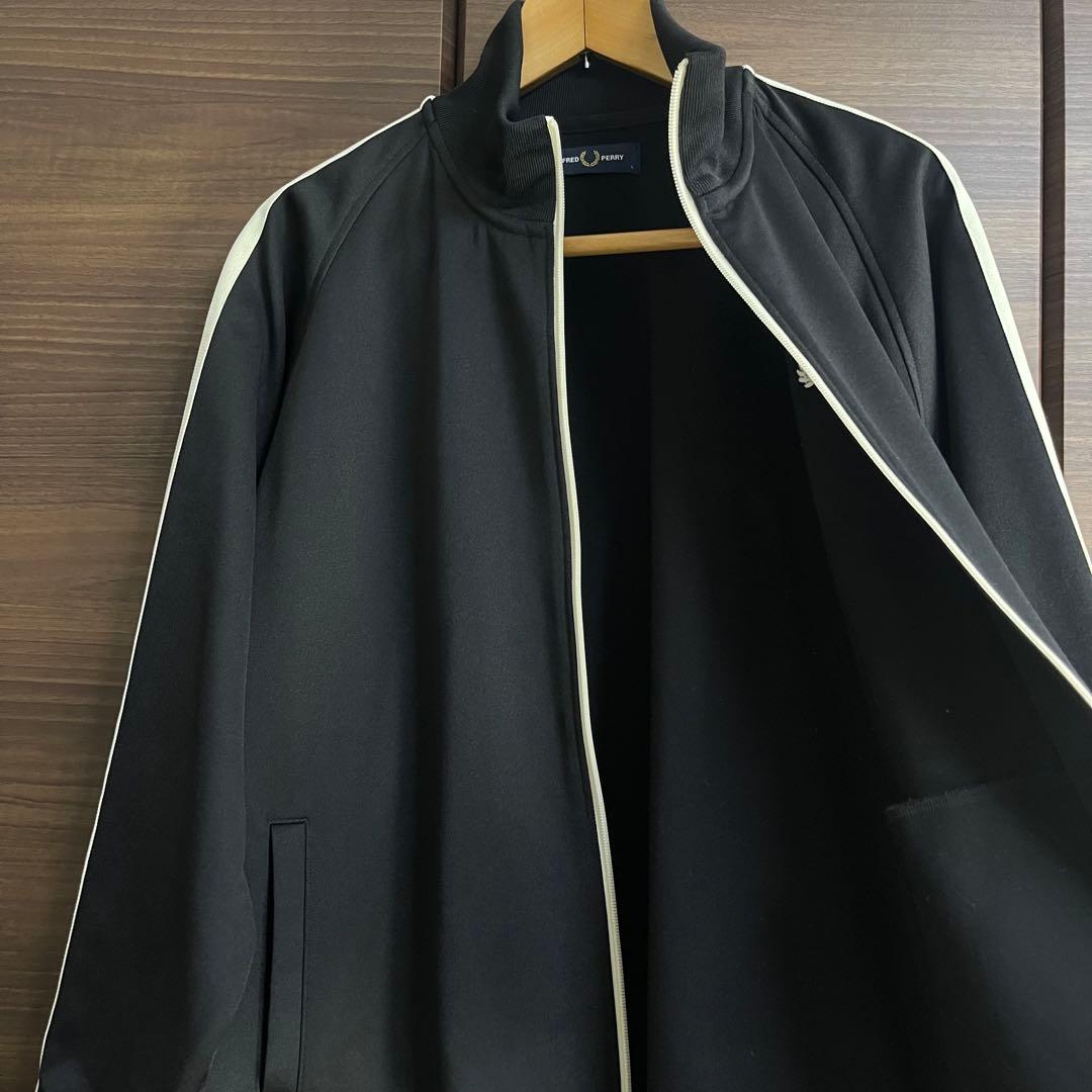 フレッドペリー トラックジャケット L 黒 ホワイトライン 日本製 刺繍ロゴ