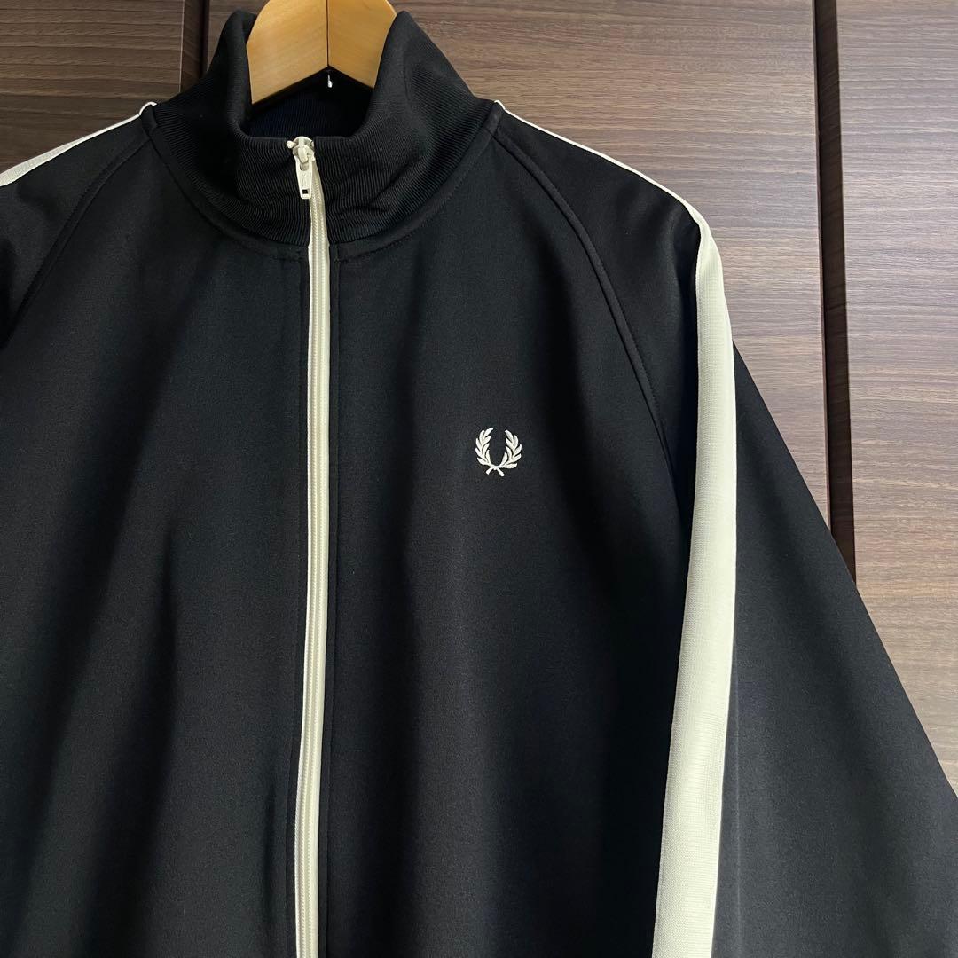 フレッドペリー トラックジャケット L 黒 ホワイトライン 日本製 刺繍ロゴ