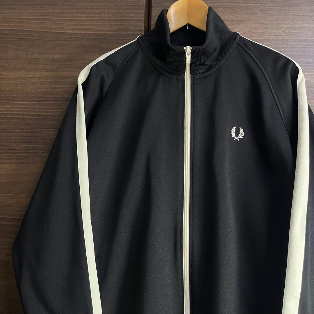 フレッドペリー トラックジャケット L 黒 ホワイトライン 日本製 刺繍ロゴ