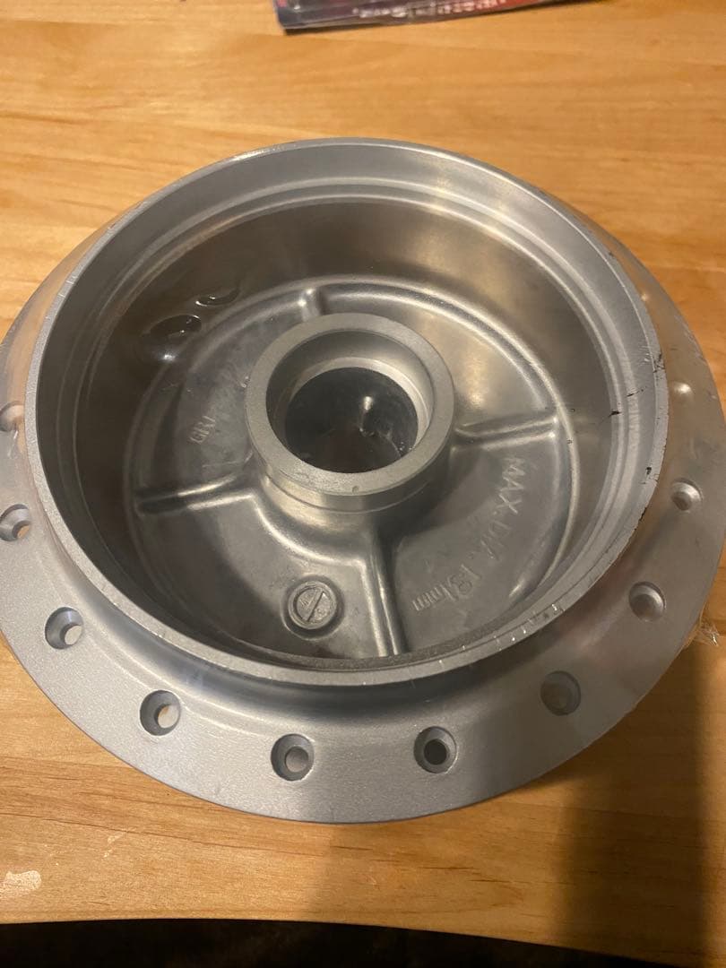 AA01 .カブ プレスカブ　リヤハブ 42601-GBJ-740