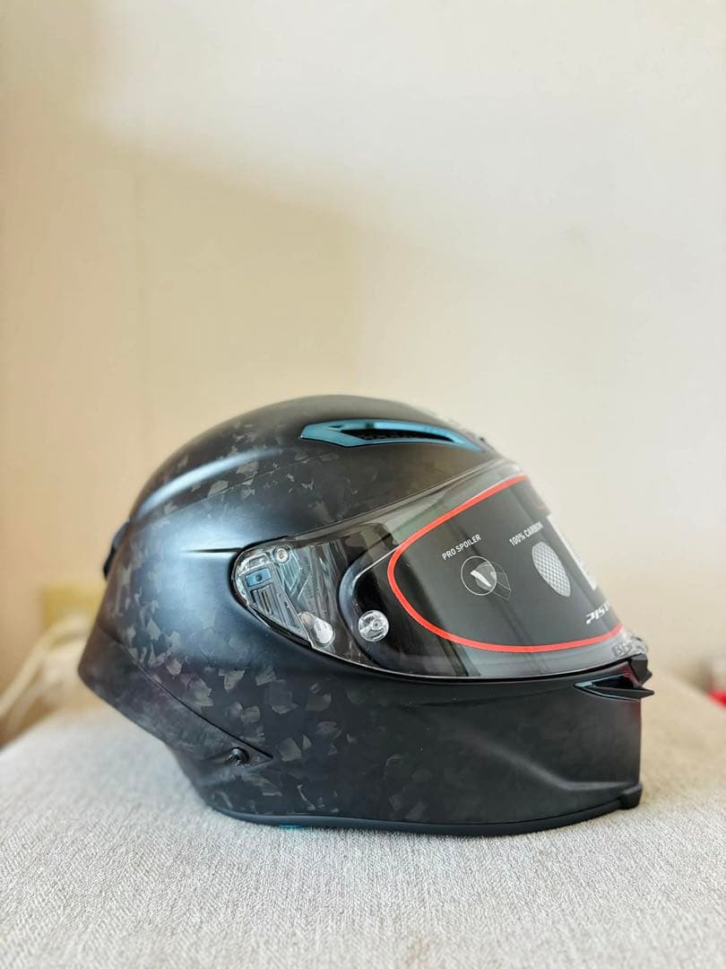 (kuro)新品AGV PISTA GP RR Mサイズ
