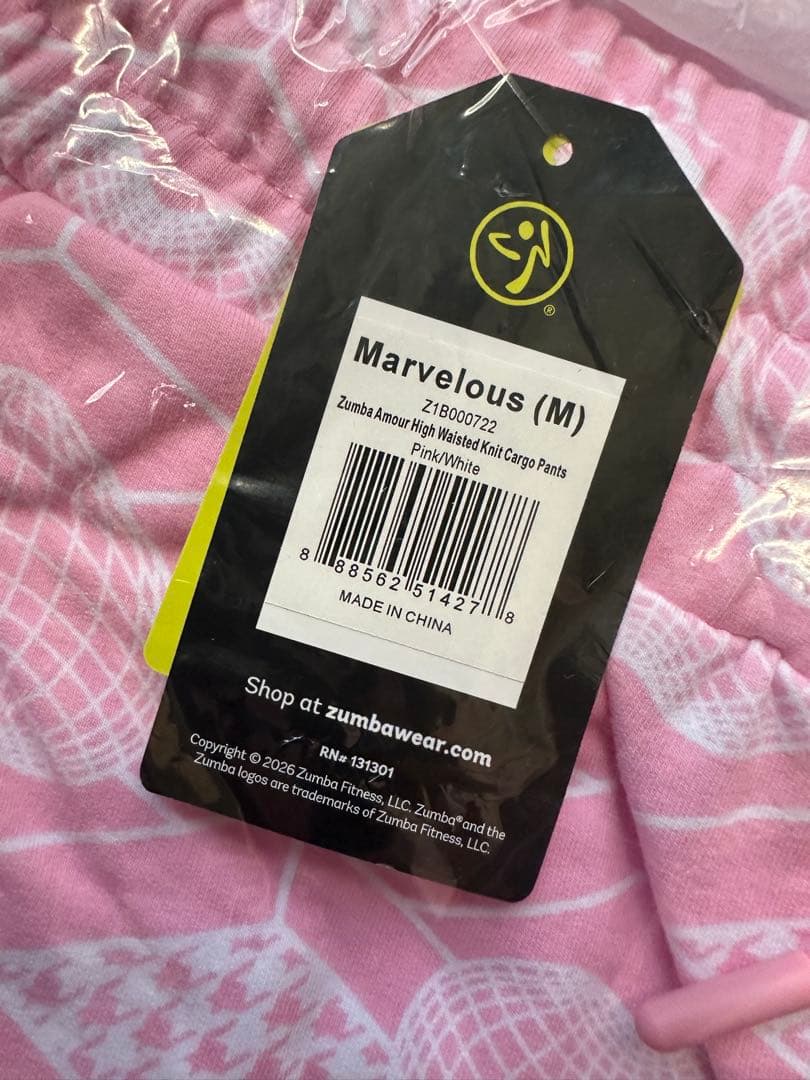 新品　正規品　ズンバ　M バレンタイン　パンツ