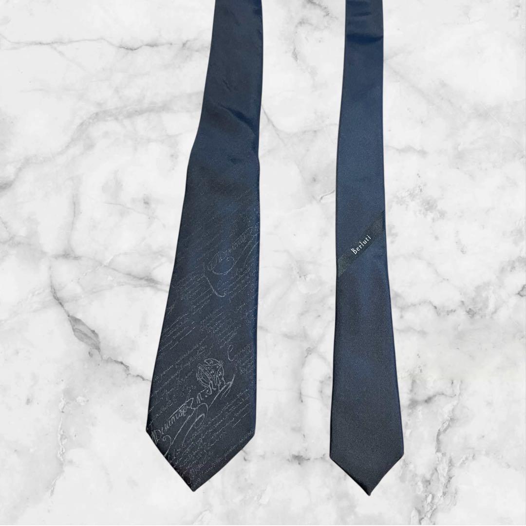 BERLUTI ベルルッティ　ネクタイ　カリグラフィー　ジャガード　グレー