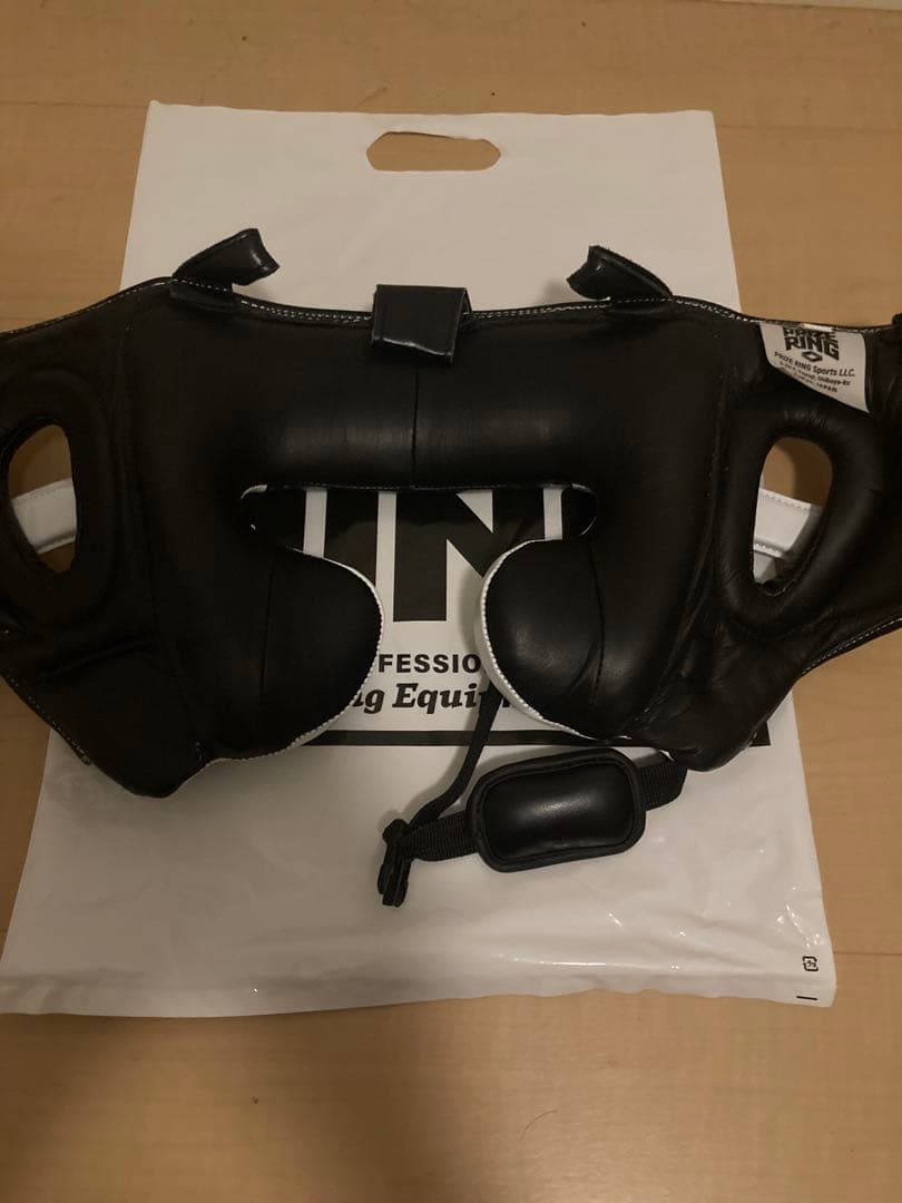 最終価格 PRIZE RING ボクシングヘッドギア ホワイト ブラック M