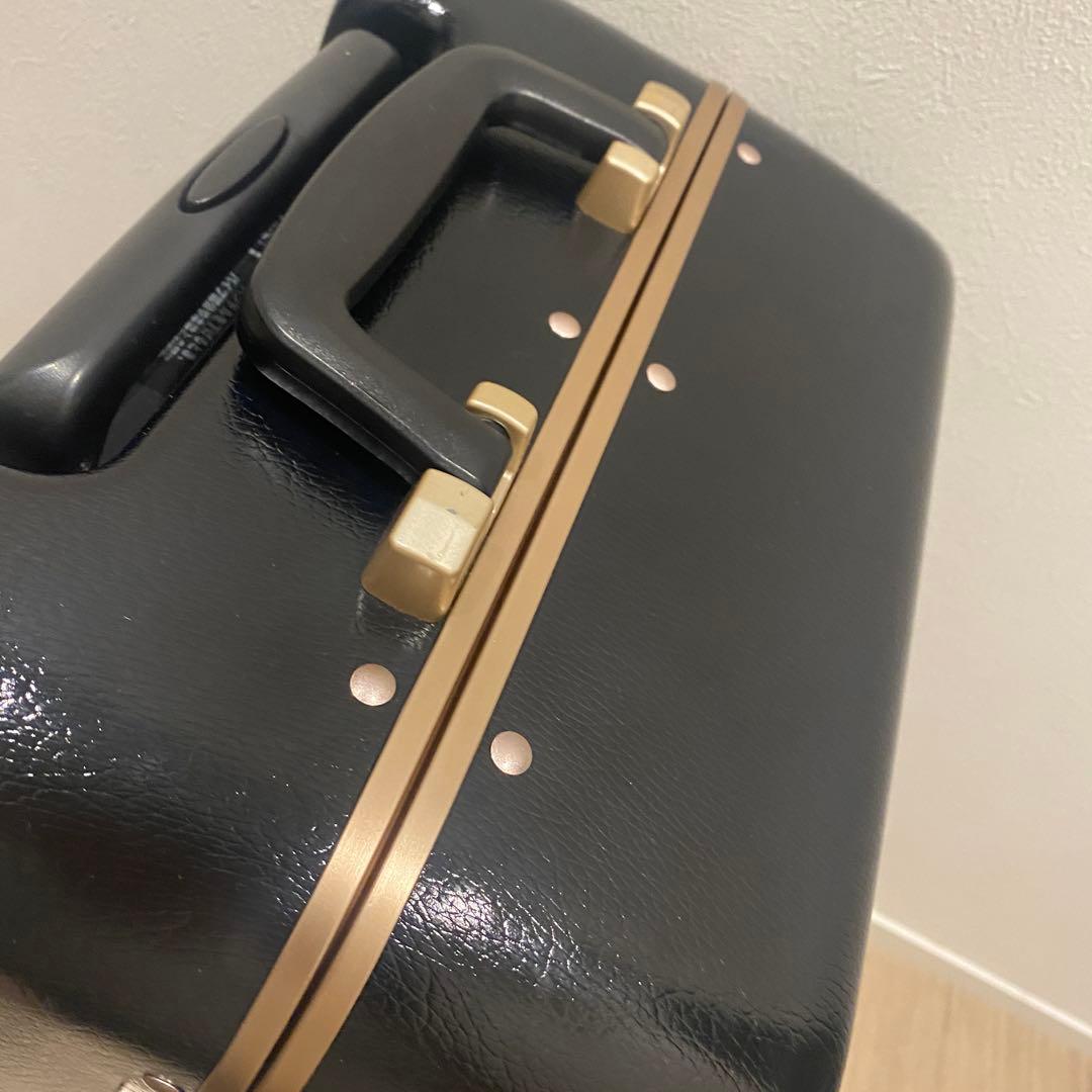 【Mさまへ美品】エースハントラミエンヌスーツケース30L