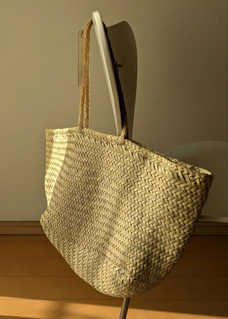 ヒューマンウーマン　レザーメッシュ　バッグ　Dragon