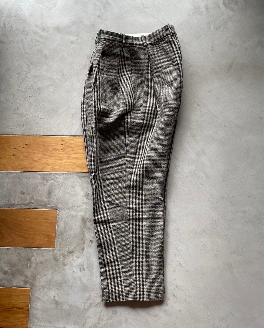 定価10万越え HED MAYNER 6PLEATSパンツ ブラック×エクリュ