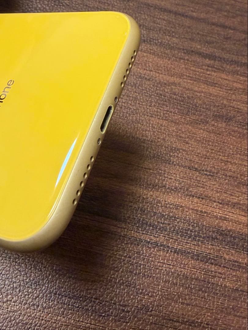 Apple iPhone XR 【バッテリー容量86%】イエロー、箱付き