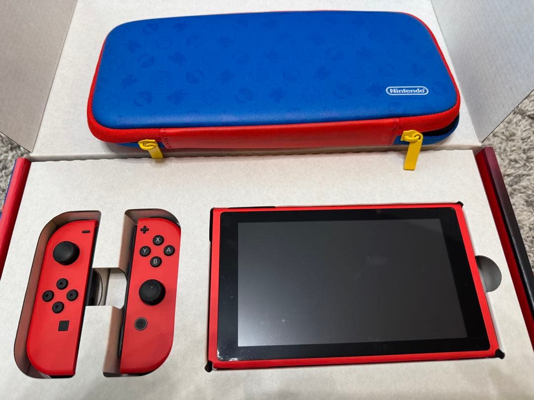 Nintendo Switch マリオレッドブルーセット，ソフト付き