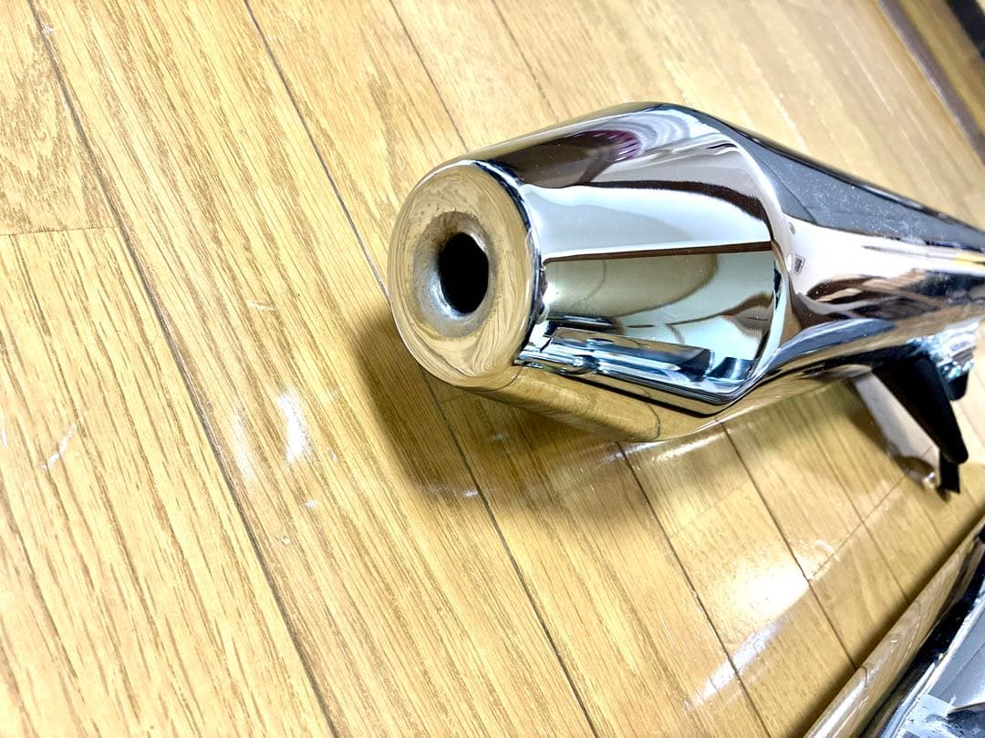 TRIUMPH ボンネビル 純正サイレンサー 2206480/2206475