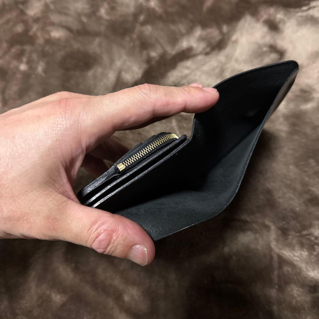 forme フォルメ ショートウォレット イルチア ブラック ボックスカーフ 黒