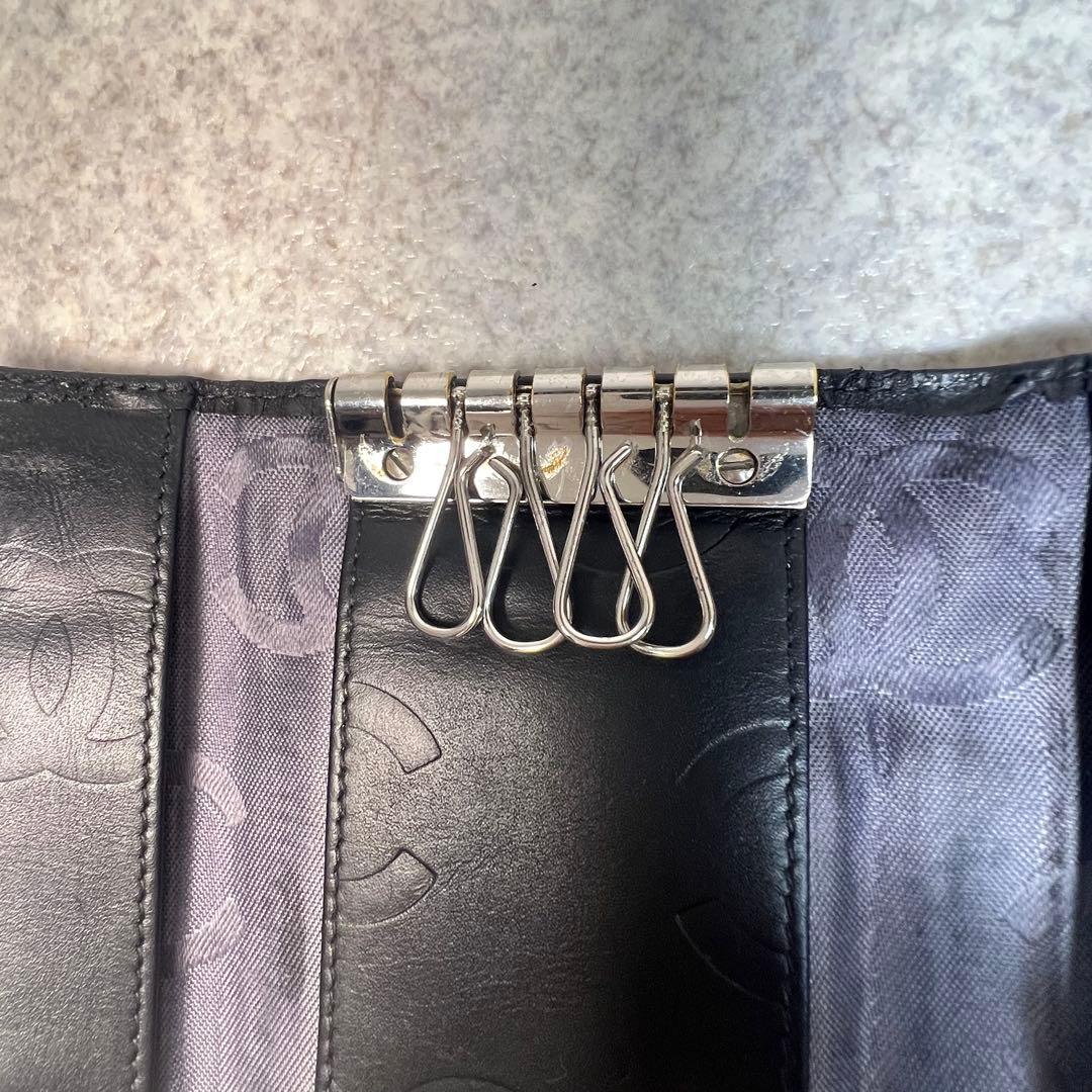 CHANEL ブラック カンボンライン4連キーケース