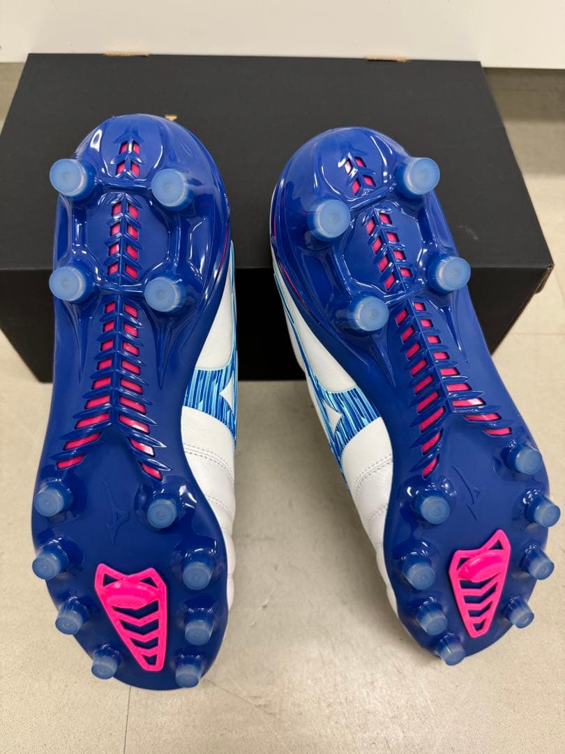 【新品】モレリアネオ4 26.0cm アーバン・エレクトリック・パック