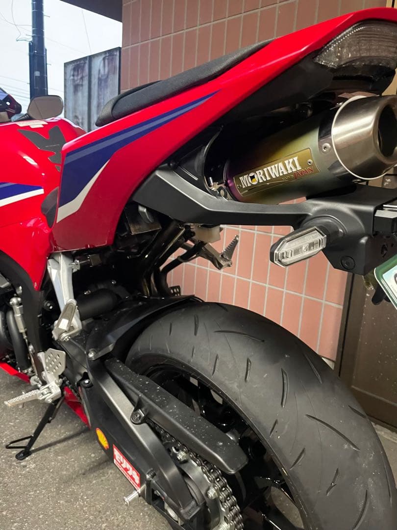 CBR600rr 2024 モリワキマフラー　スリップオン