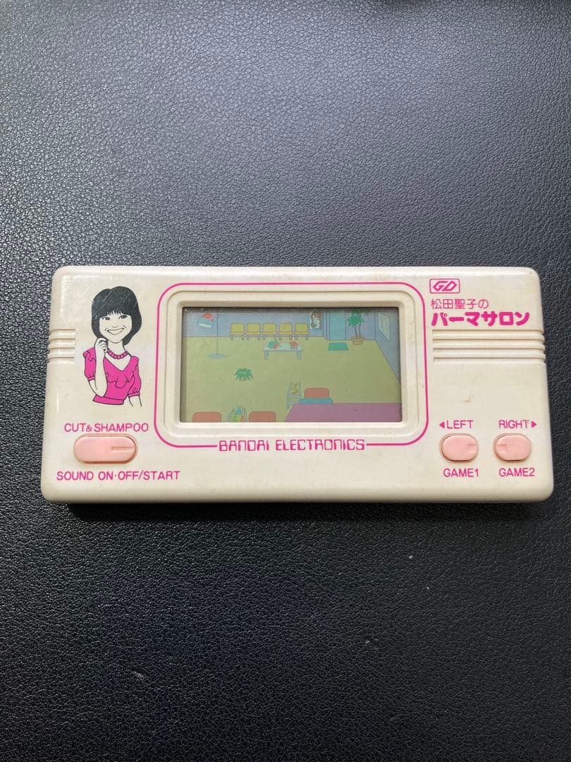 超レア!松田聖子のパーマサロン　美品　バンダイ／サンミュージック　ゲームウォッチ