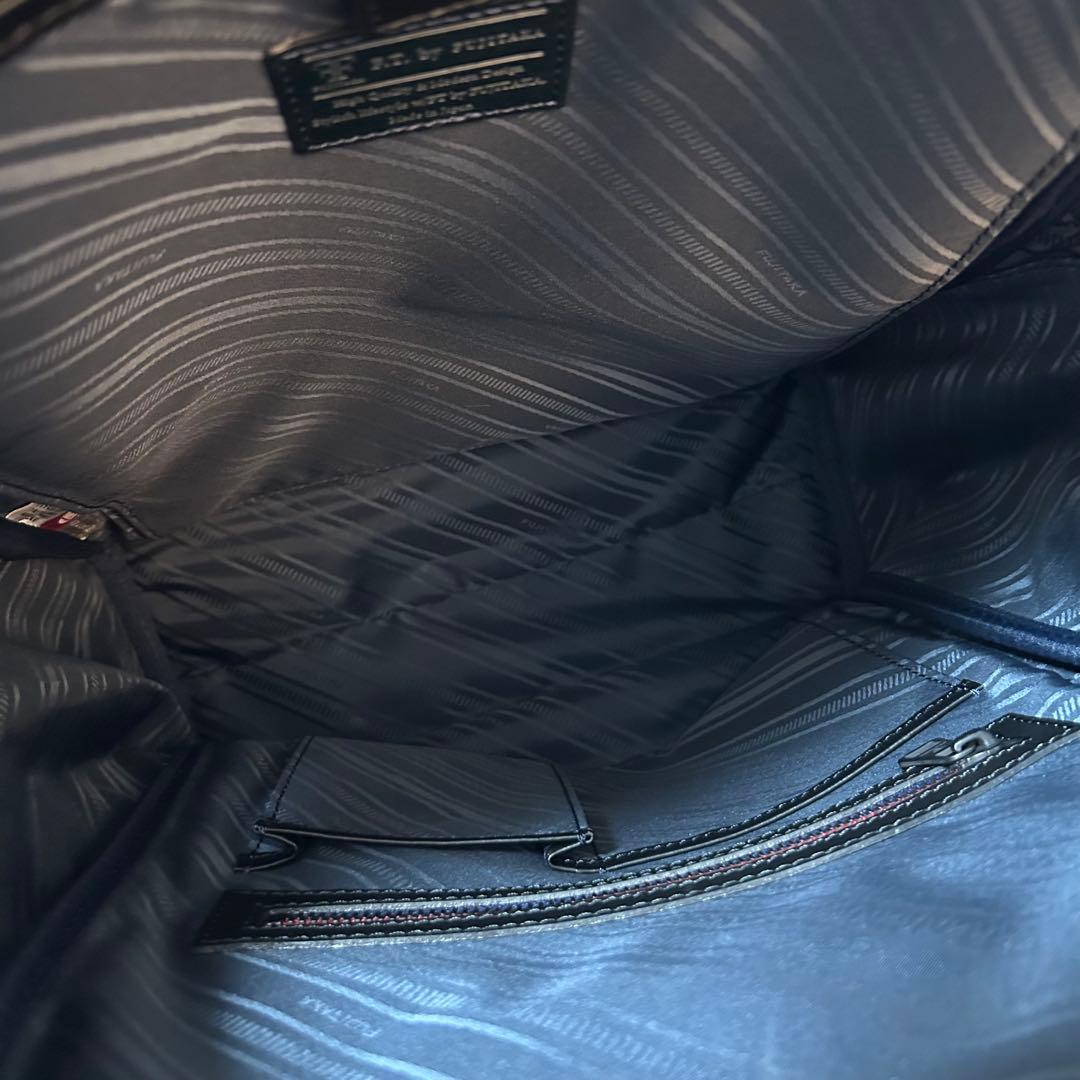 【新品タグ付き✨幾何学模様/希少】フジタカ　リュック　ネイビー　大容量　男女兼用