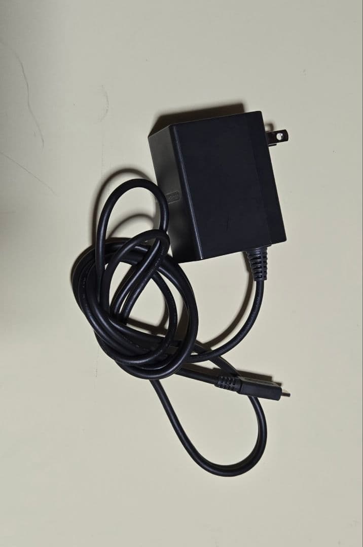 Nintendo Switch Lite イエロー【本体/ACアダプター/外箱】