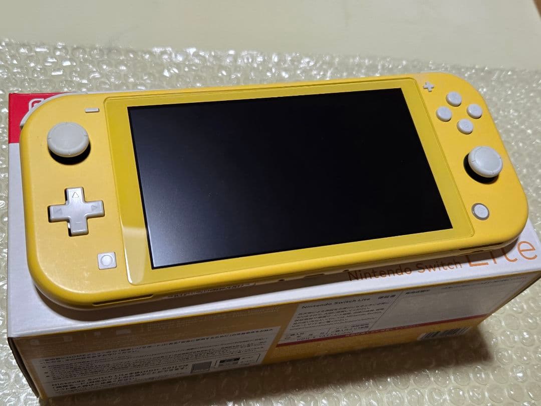 Nintendo Switch Lite イエロー【本体/ACアダプター/外箱】
