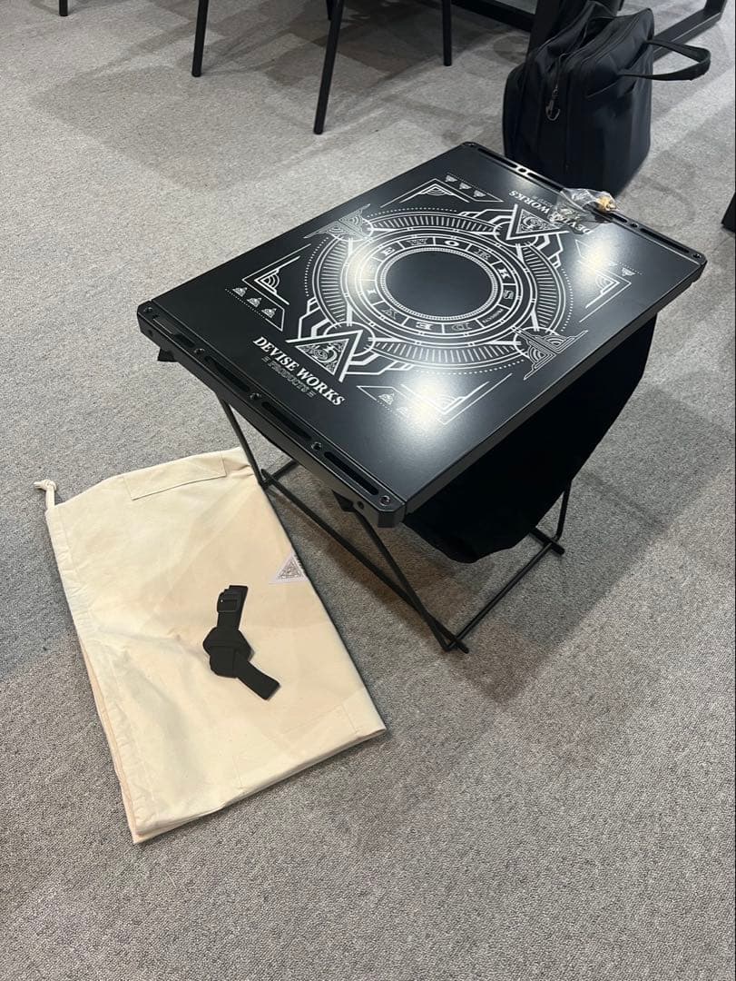 DEVISE WORKS（デバイスワークス）薪スタンド&TOPテーブル